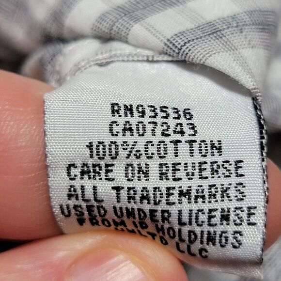 Marc Ecko Cut & Sew SS Grey & White Squares Full Button Shirt - Size 2XL - Picture 6 of 6